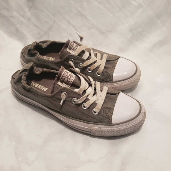 olive green converse shoreline